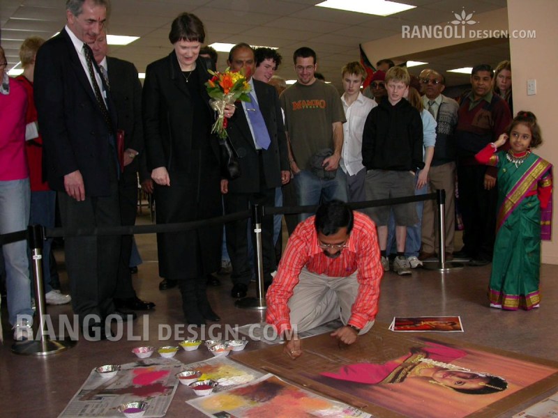 17 making portrait rangoli design by abhay gadkari